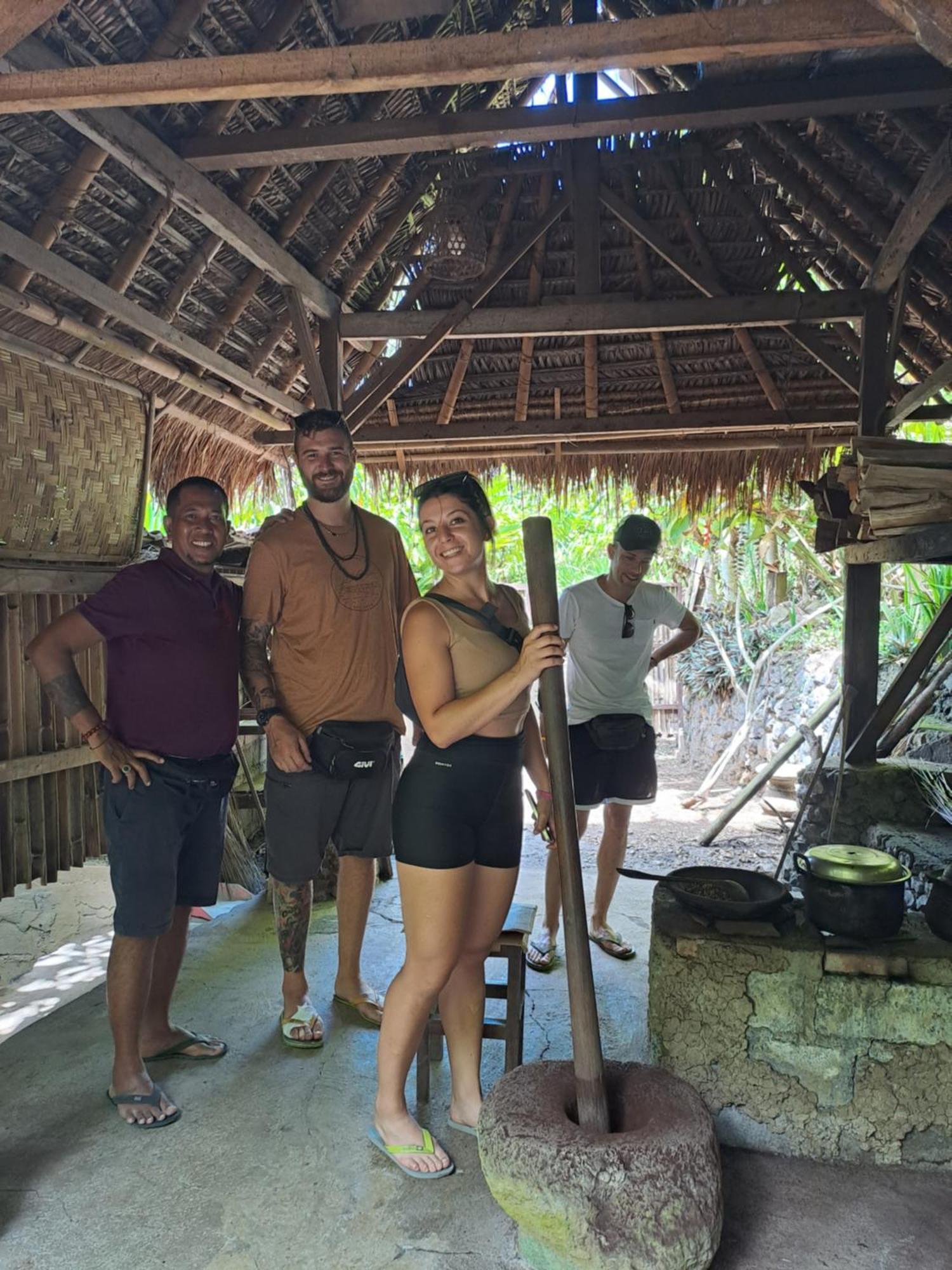 Kubu Pilatus - Family House Lombok Villa Tjakranegara Екстериор снимка